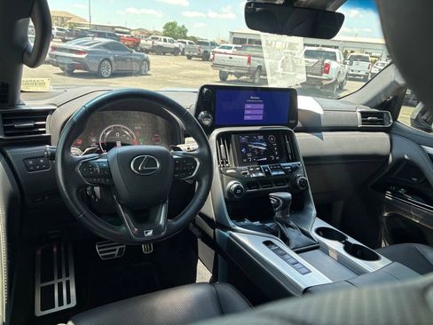 Used 2023 Lexus LX 600 F Sport w/ Accessory Package (Z1) AWD/4WD image 28