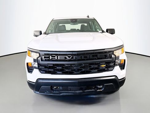 Used 2025 Chevrolet Silverado 1500 W/T w/ Trailering Package AWD/4WD image 2