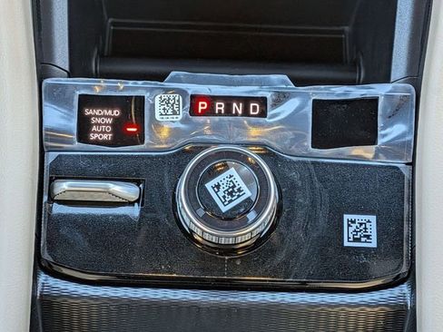 New 2026 Jeep Grand Cherokee Limited image 16