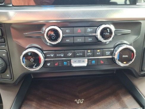 New 2025 Ford F250 King Ranch w/ Chrome Package image 23