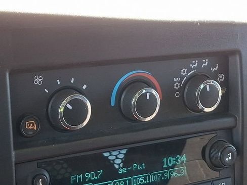 Used 2025 GMC Savana 2500 w/ Driver Convenience Package RWD image 19