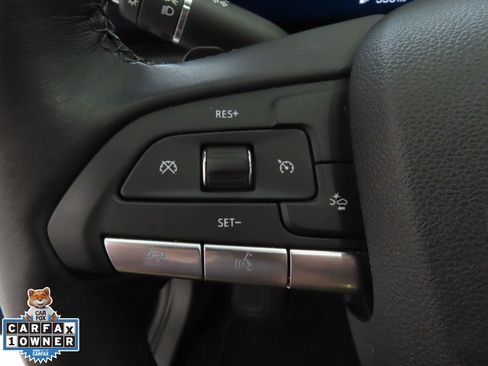 Used 2025 Cadillac XT4 Premium Luxury image 15