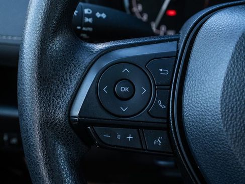 Used 2024 Toyota RAV4 XLE image 18