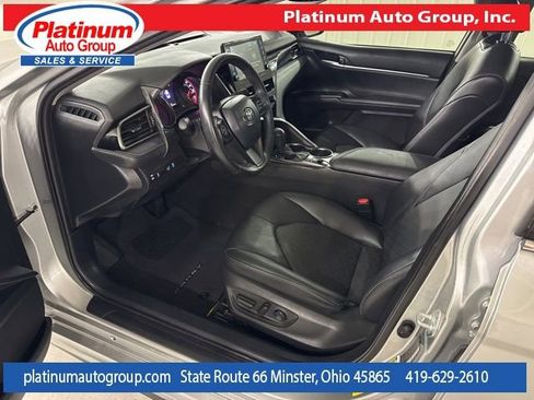 Used 2021 Toyota Camry XSE image 9