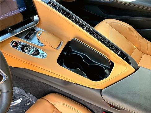 Certified 2025 Chevrolet Corvette Stingray Preferred Cpe w/ 2LT RWD image 15
