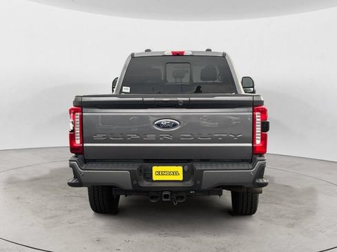 Used 2023 Ford F250 XLT w/ XLT Premium Package AWD/4WD image 6