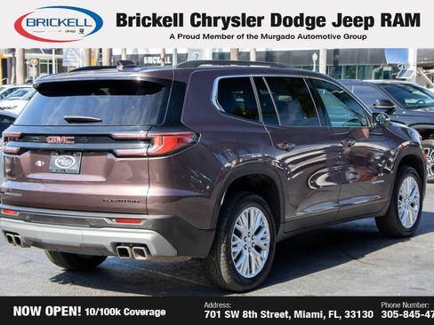 Used 2024 GMC Acadia Elevation image 5