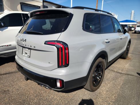 Used 2025 Kia Telluride SX Prestige X-Line AWD/4WD image 3