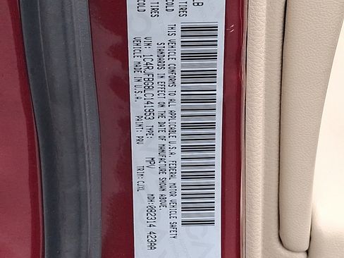 Used 2020 Jeep Grand Cherokee Limited w/ Trailer Tow Group IV image 29