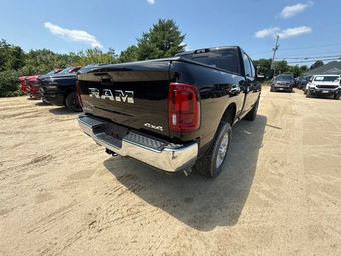 New 2026 RAM 2500 Laramie AWD/4WD image 5
