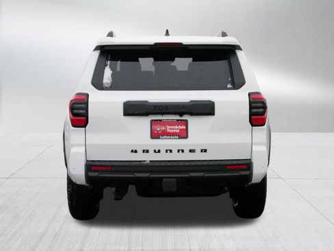 Certified 2025 Toyota 4Runner TRD Off-Road Premium image 6