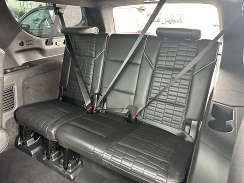 Used 2021 Cadillac Escalade ESV Sport Platinum w/ LPO, ONYX Package image 26