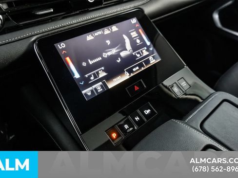 Used 2025 INFINITI QX80 Luxe AWD/4WD image 37
