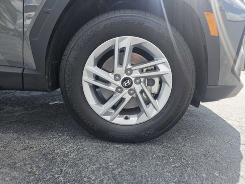 Used 2025 Hyundai Tucson SE image 6