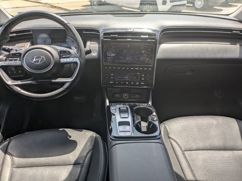 Used 2024 Hyundai Tucson Limited image 16
