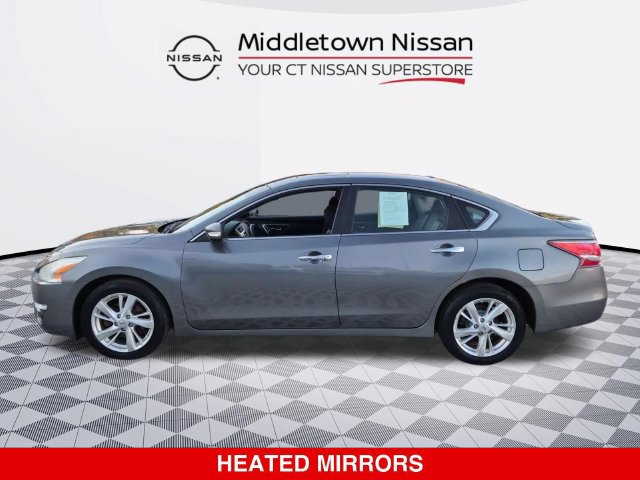 Used 2014 Nissan Altima 2.5 SL w/ Moonroof Package FWD image 6