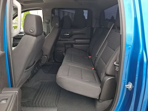 Used 2023 Chevrolet Silverado 1500 Custom AWD/4WD image 10
