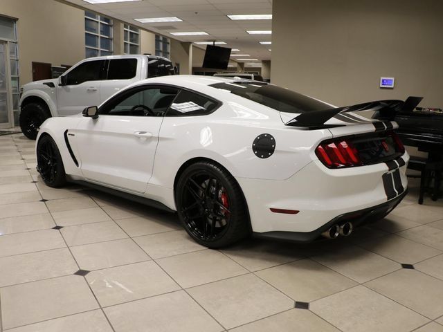 Used 2019 Ford Mustang Shelby GT350R w/ GT350R Equipment Group 920A RWD image 6