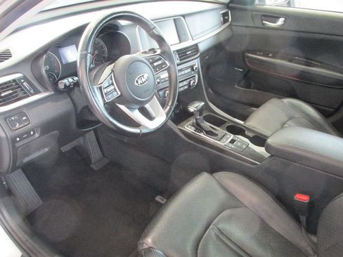 Used 2020 Kia Optima Premium image 5