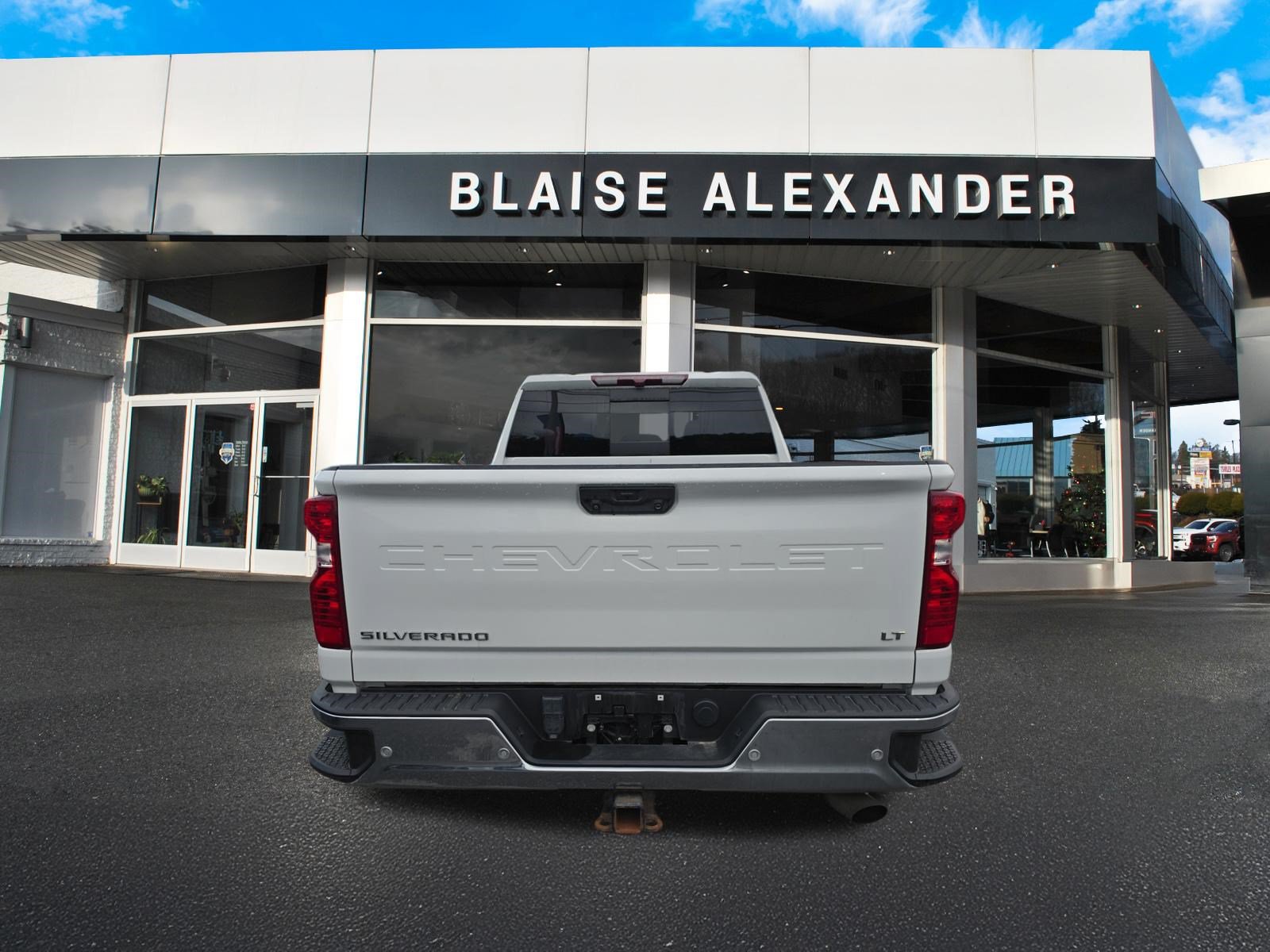 Used 2024 Chevrolet Silverado 2500 LT w/ All Star Edition AWD/4WD image 4
