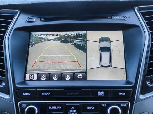 Used 2018 Hyundai Santa Fe Sport image 23