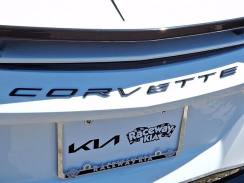 Used 2023 Chevrolet Corvette Stingray Preferred Conv w/ Stealth Interior Trim Package RWD image 33