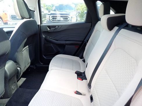Used 2022 Ford Escape SE AWD/4WD image 18