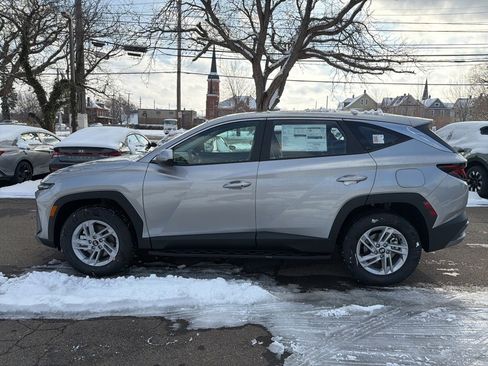 New 2026 Hyundai Tucson SE image 4