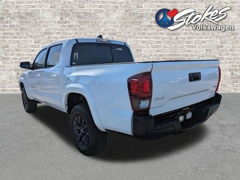 Used 2023 Toyota Tacoma SR5 w/ Technology Package AWD/4WD image 7