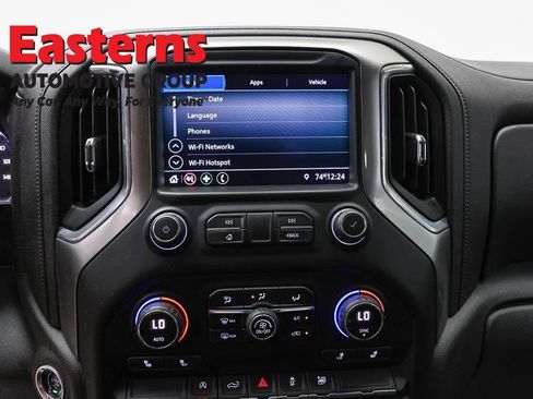 Used 2020 Chevrolet Silverado 1500 LT w/ Convenience Package AWD/4WD image 11