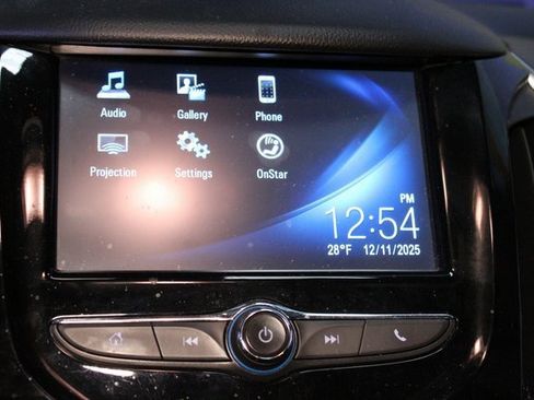 Used 2018 Chevrolet Cruze Premier image 24