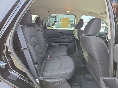 Certified 2024 Nissan Pathfinder SV image 14
