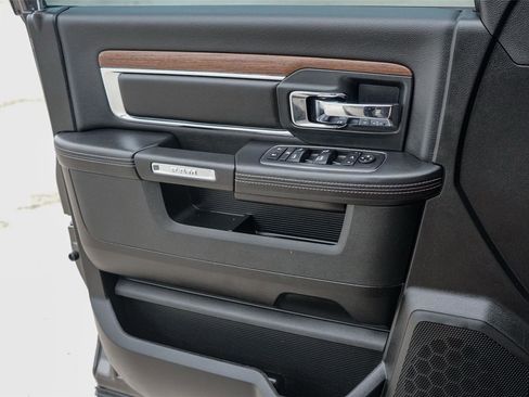 Used 2018 RAM 2500 Laramie w/ Sport Appearance Group AWD/4WD image 19