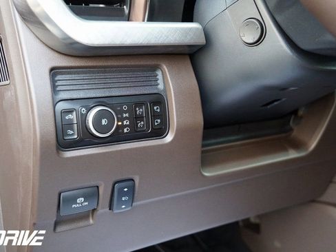 Used 2026 Ford F350 King Ranch w/ Chrome Package image 27