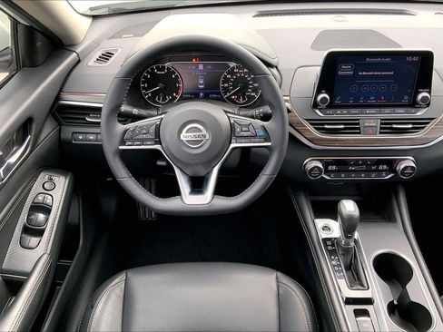 Used 2019 Nissan Altima 2.5 SL FWD image 5