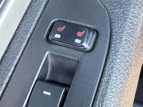 Used 2014 Ford F150 Platinum AWD/4WD image 23