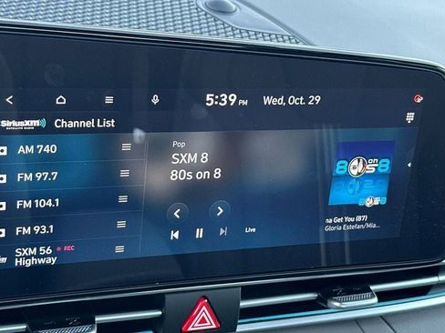 Used 2025 Hyundai Elantra SEL w/ Cargo Package image 15