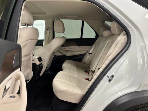 Certified 2025 Mercedes-Benz GLE 450e 4MATIC image 21