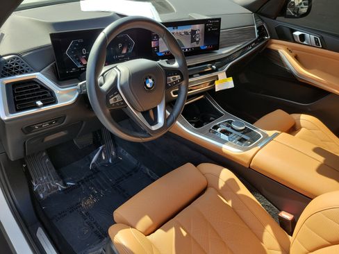 Used 2025 BMW X5 sDrive40i w/ Parking Assistance Package RWD image 23