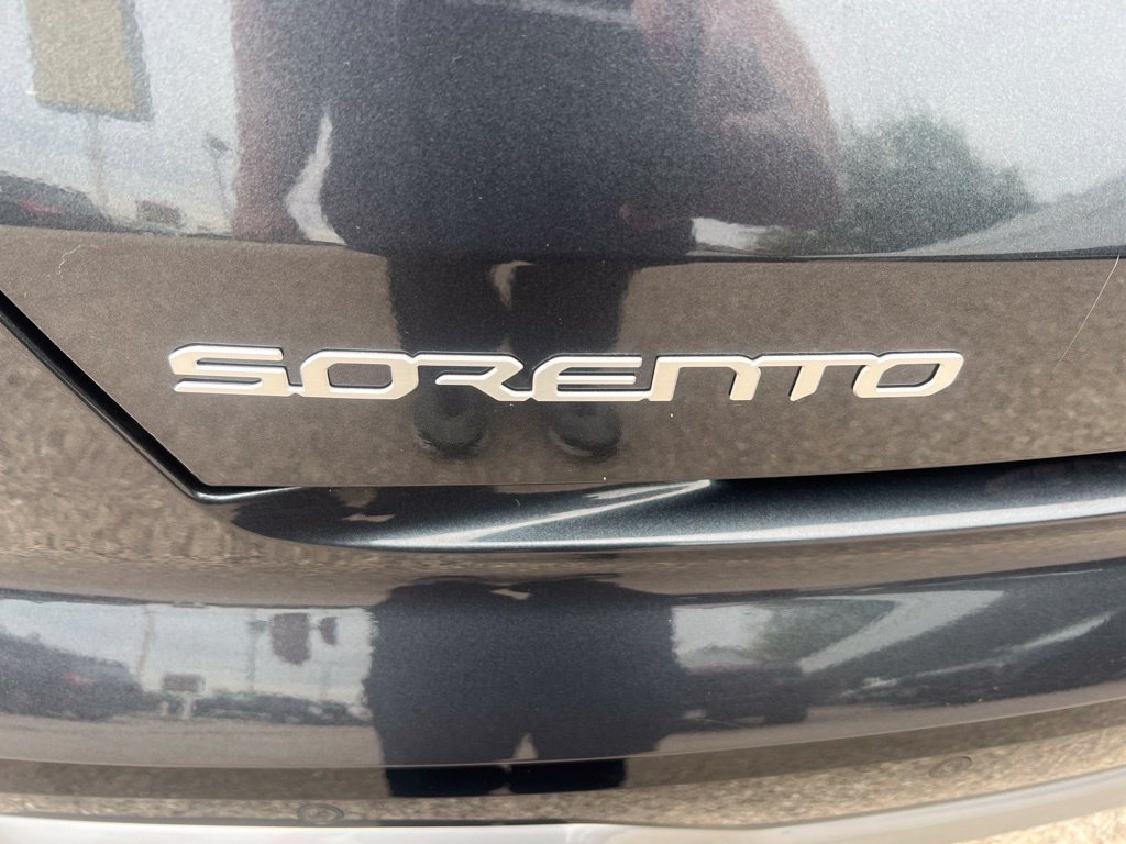 Certified 2023 Kia Sorento SX AWD/4WD image 33