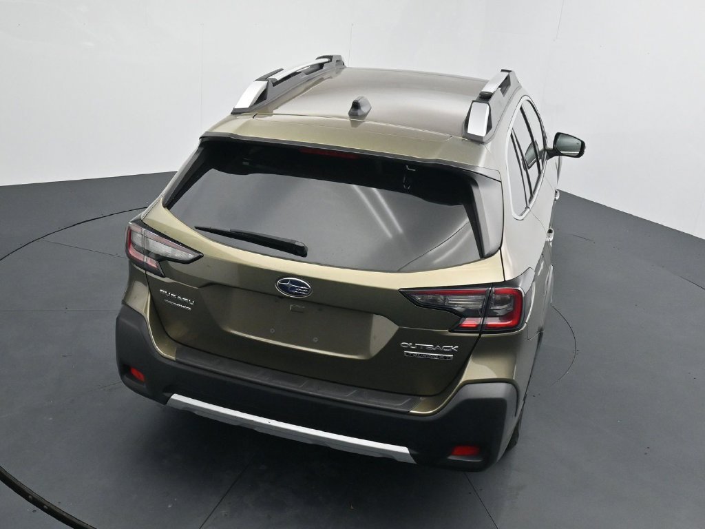 Used 2024 Subaru Outback Touring XT AWD/4WD image 14