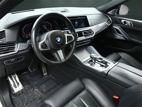 Used 2020 BMW X6 M50i w/ Executive Package image 10