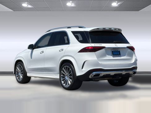 Used 2024 Mercedes-Benz GLE 350 4MATIC image 3