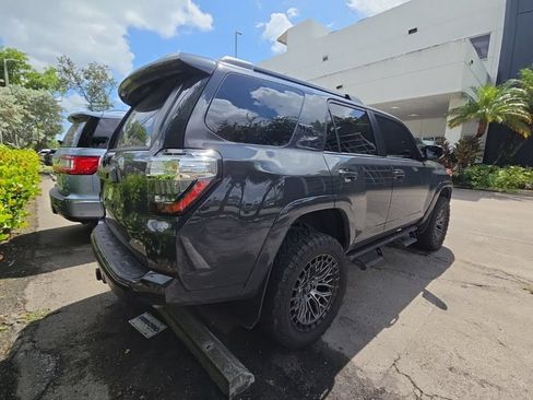 Used 2024 Toyota 4Runner TRD Off-Road AWD/4WD image 6