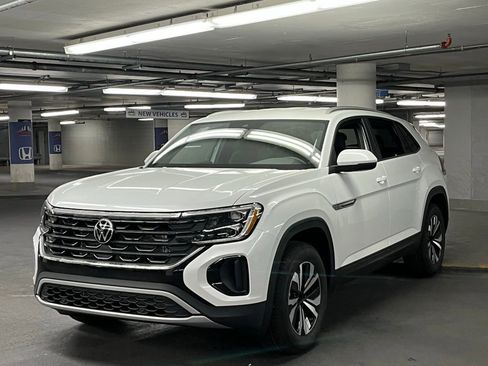 New 2026 Volkswagen Atlas SE AWD/4WD image 3