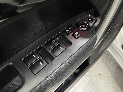 Used 2014 Kia Sorento SX w/ 3rd Row Package image 14