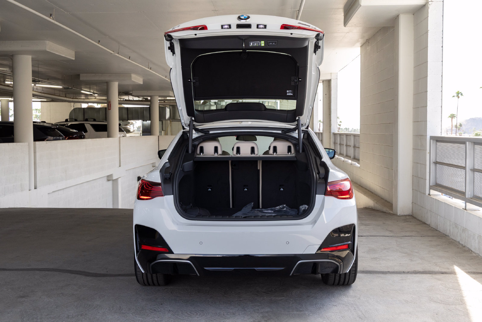 New 2026 BMW i4 eDrive40 w/ M Sport Package RWD image 23
