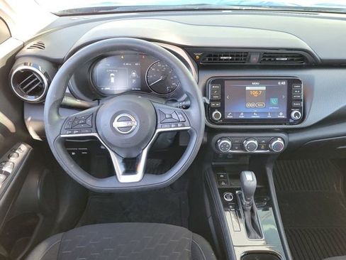 Certified 2023 Nissan Kicks SV image 9