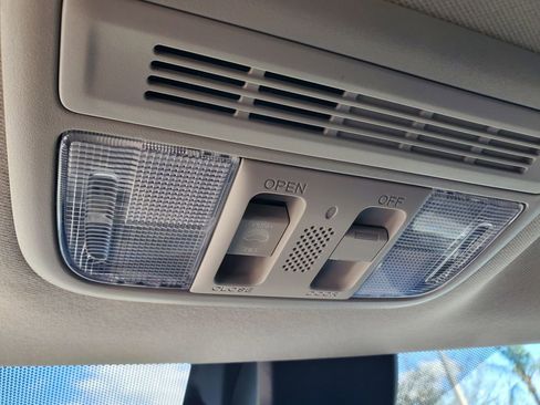 Used 2019 Honda HR-V EX image 32