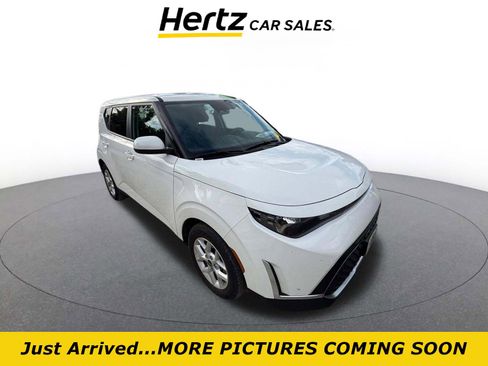 Used 2025 Kia Soul LX w/ LX Technology Package image 1